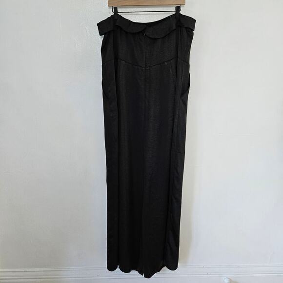 NEW Forever 21+ Satin Foldover Strapless‎ Jumpsuit 3X Plus Black NWT - Picture 8 of 10